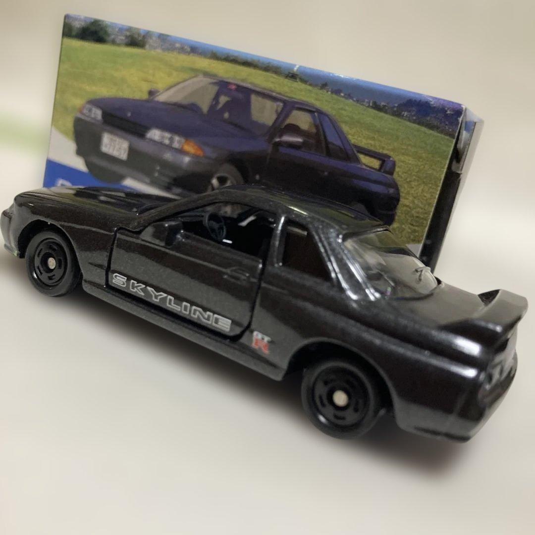 トミカ BNR32 スカイライン ミニカー
