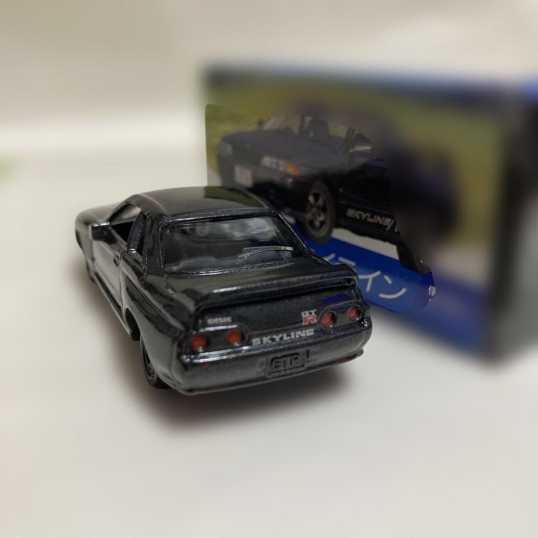 トミカ BNR32 スカイライン ミニカー