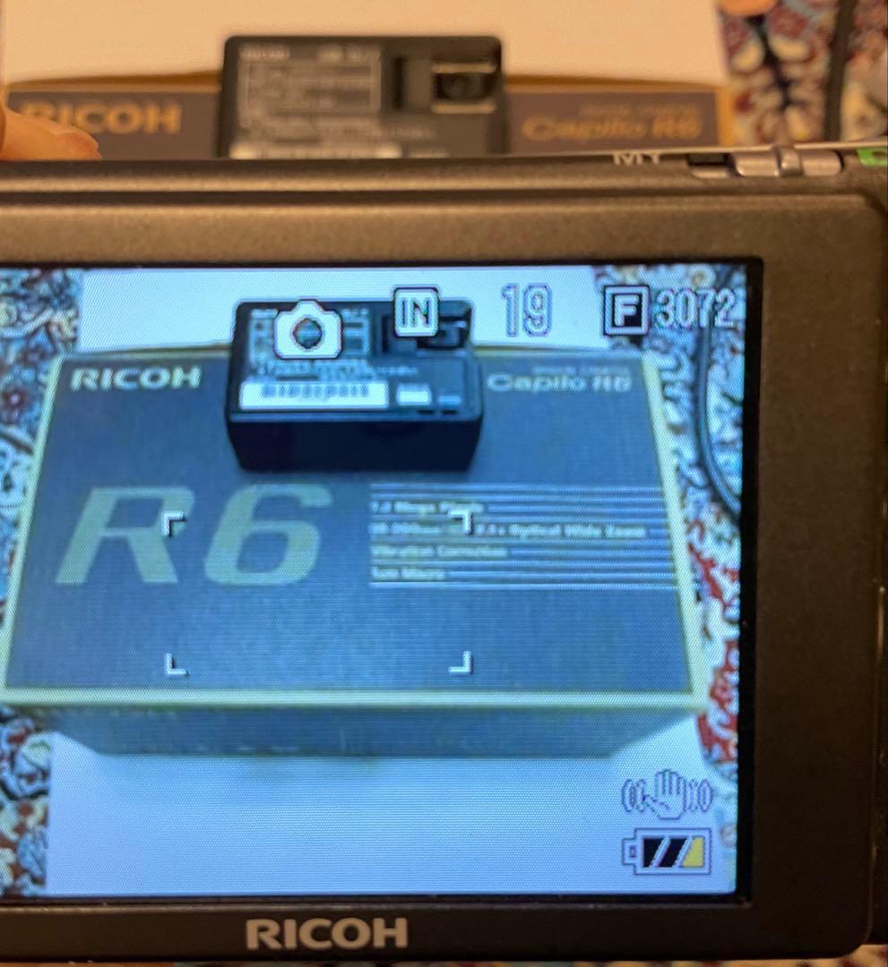 コンパクトデジタルカメラ　リコー　RICOH　Caplio R6　付属品付