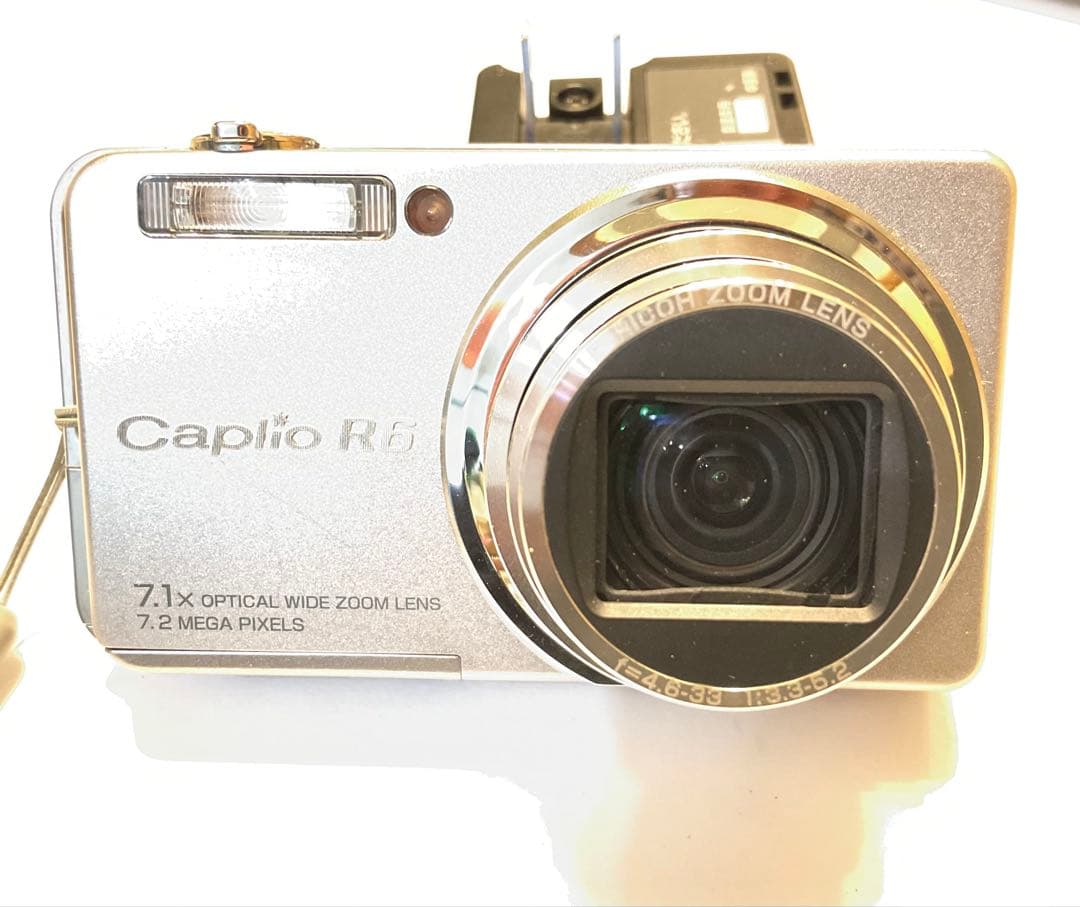 コンパクトデジタルカメラ　リコー　RICOH　Caplio R6　付属品付