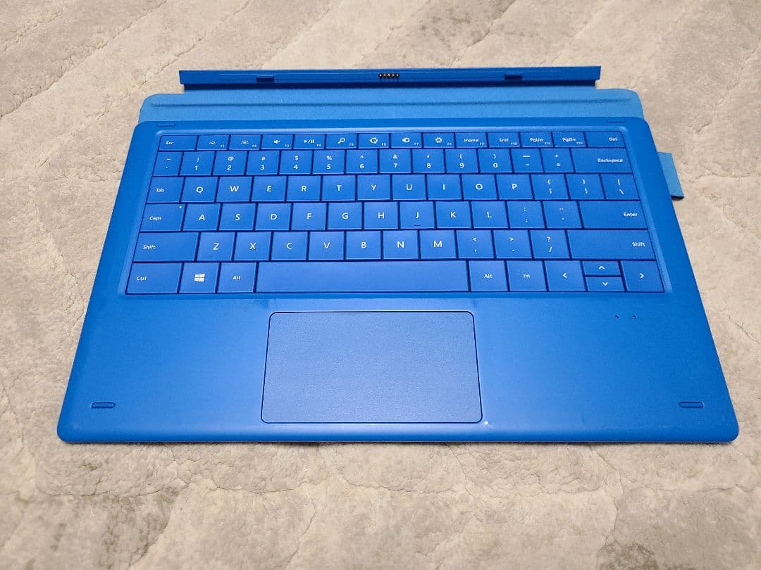 CHUWI UBook Pro8100Y(本体) + 専用キーボード+ 専用ペン