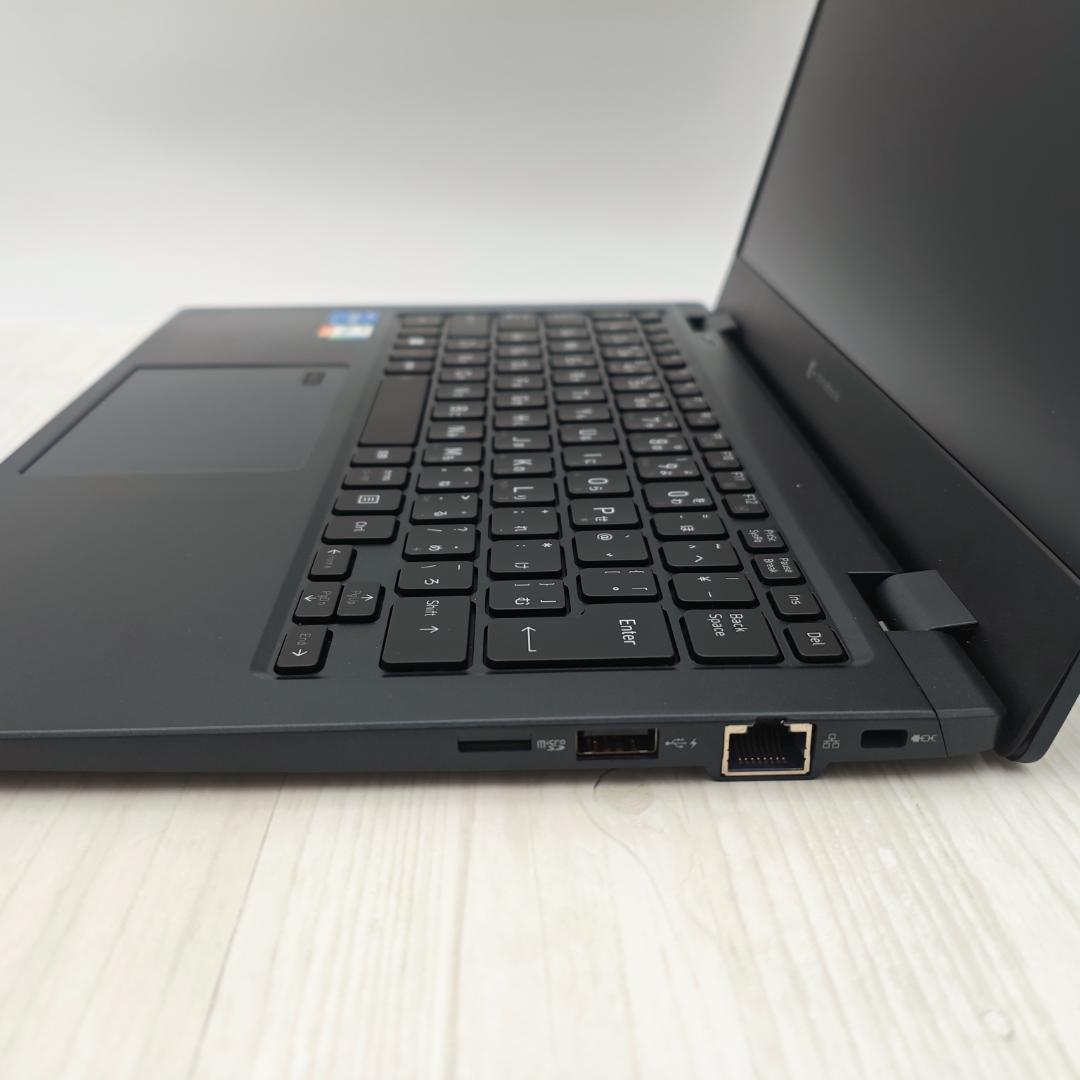 【整備済】新品液晶dynabook G83/KW 16/512GB 第12世代⑧