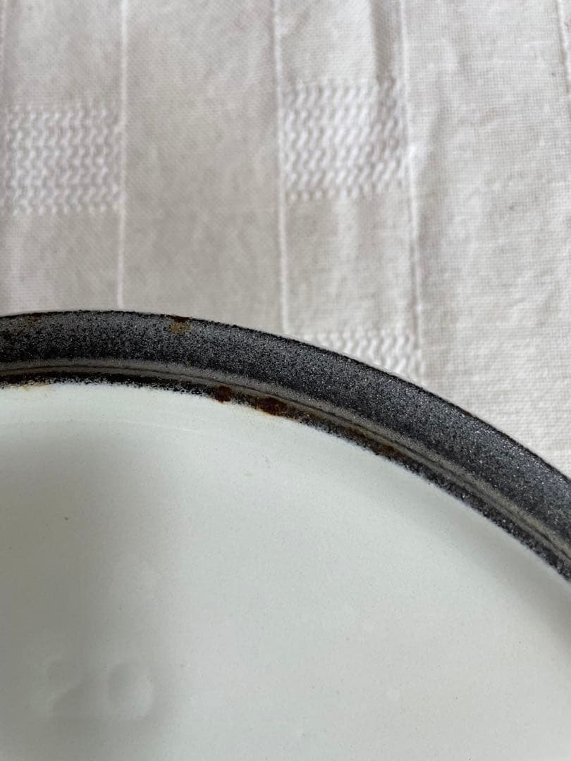 ル・クルーゼ 20cm ココット 白 両手鍋 箱付