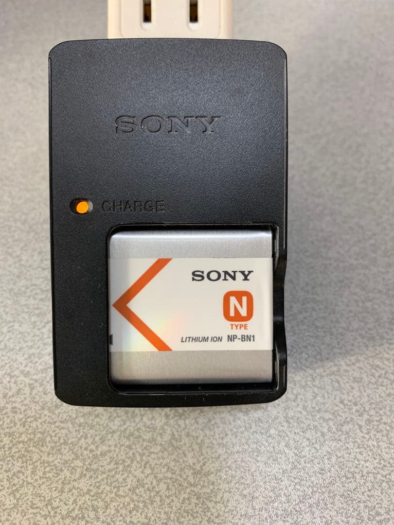 SONY サイバーショット パープルピンク デジカメ　DCS-WX5