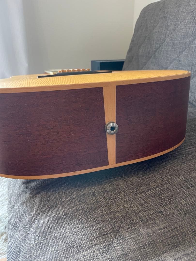Larrivee D-03 アコースティックギター　ハードケース付