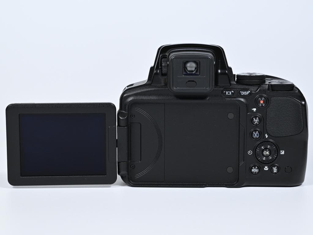 【美品】 ニコン　Nikon COOLPIX P900