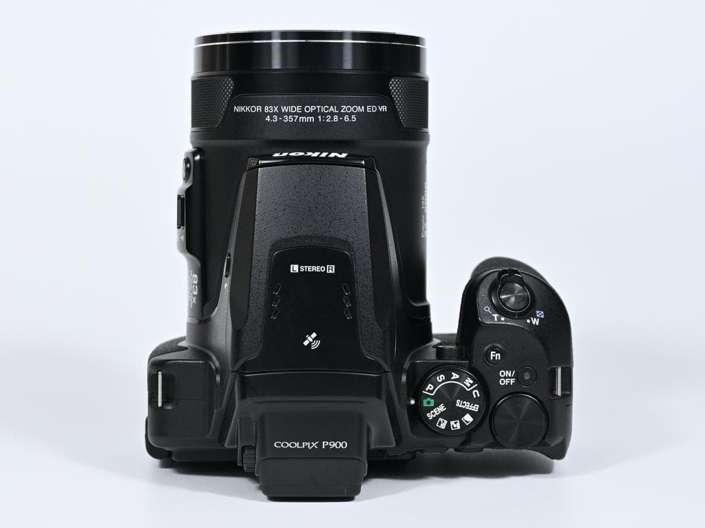 【美品】 ニコン　Nikon COOLPIX P900