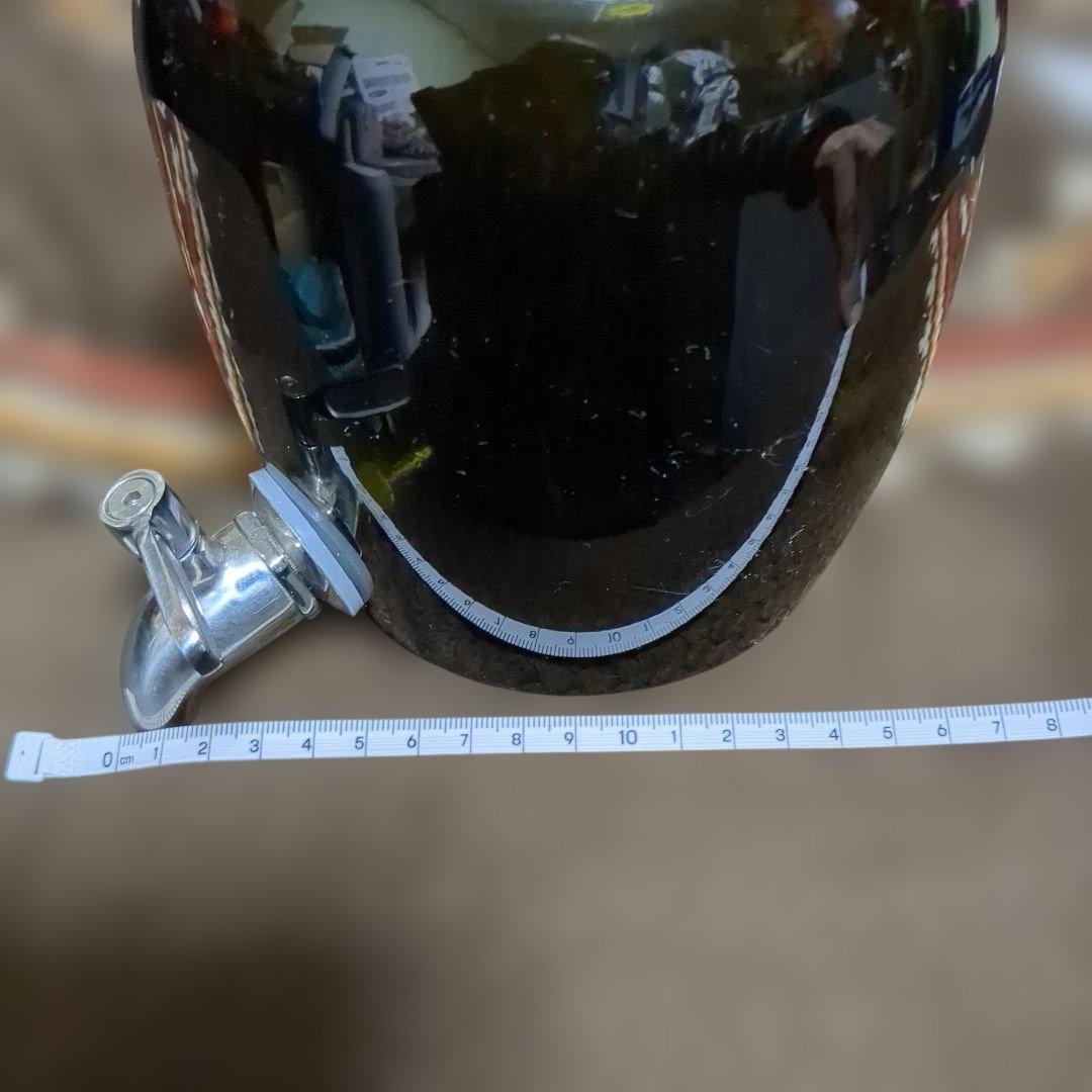 オリジナル黒いガラス製焼酎容器