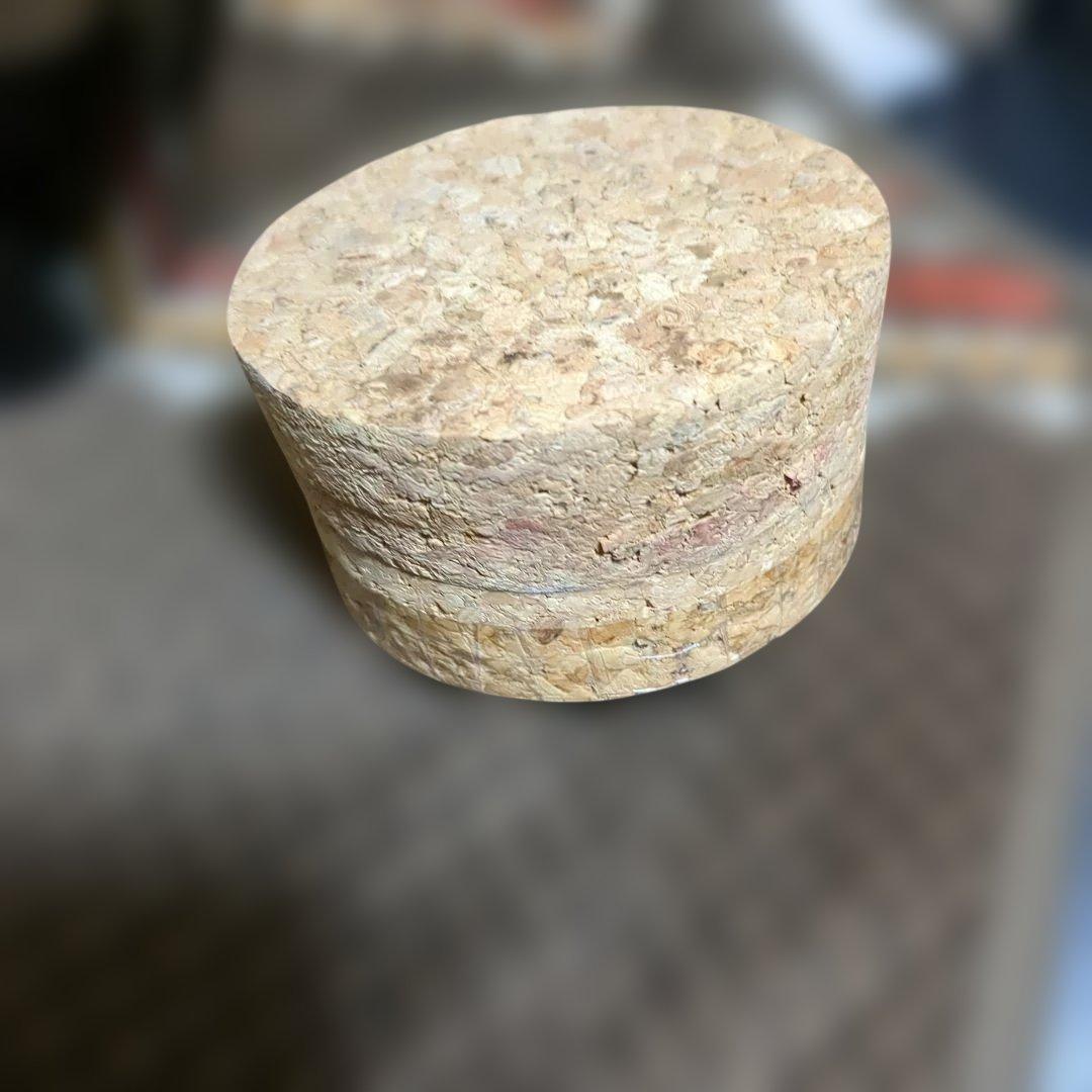 オリジナル黒いガラス製焼酎容器