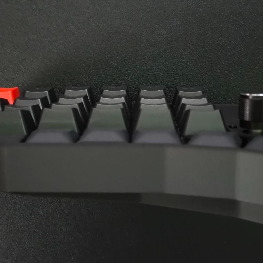 【完成品】Bluetooth 64キー自作キーボード 親指ロープロファイル 印字