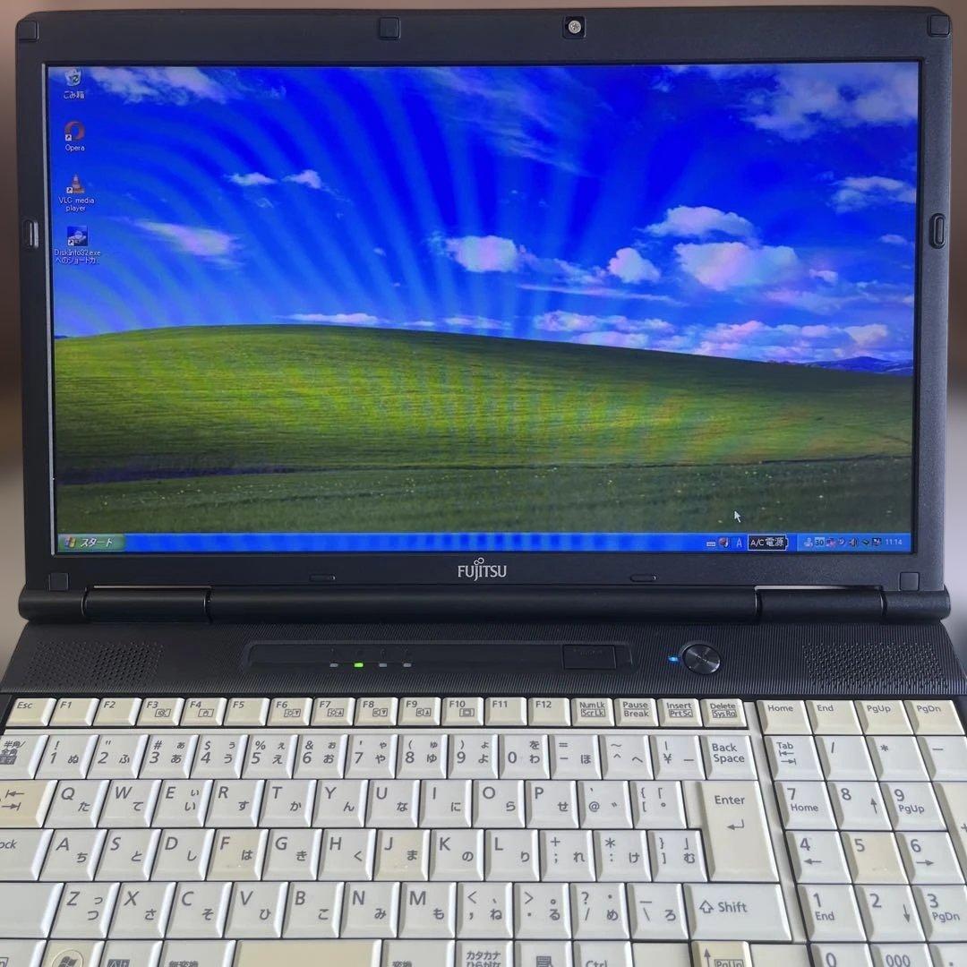☆格安美品☆Windows XP☆富士通15.6インチ大画面ノート☆第2世代i5
