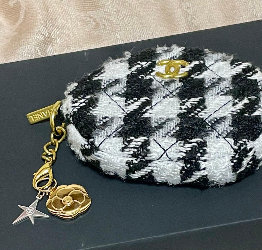 CHANEL スマホショルダーバッグ＆ミニ財布✨限定チャーム付き✨