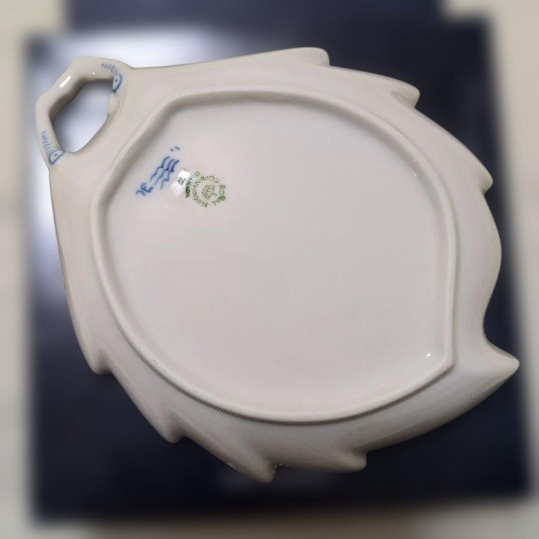 新品未使用✰ロイヤルコペンハーゲン✰ブルーフールテッド✰リーフディッシュ皿