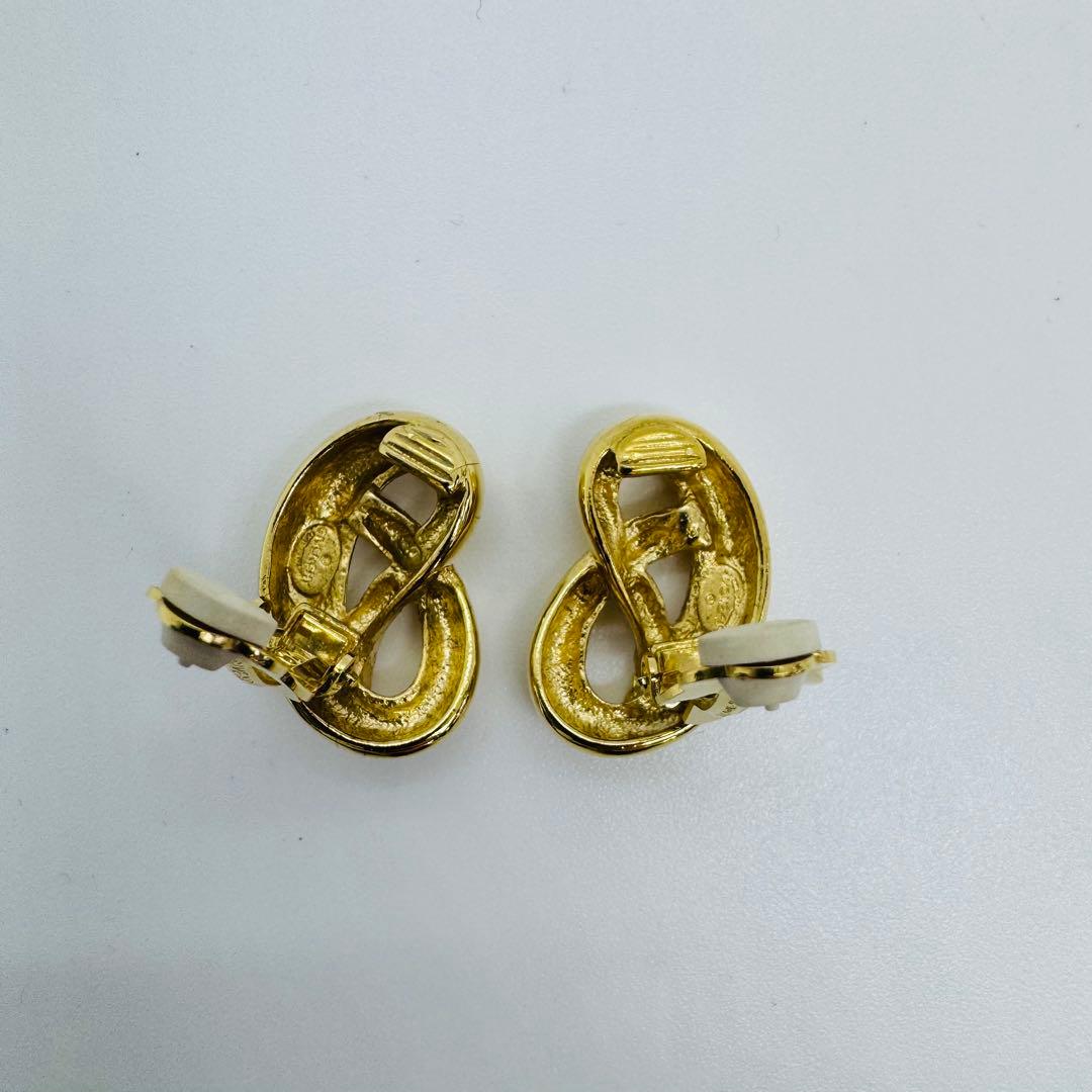 ✨GIVENCHY✨ジバンシー✨ゴールド✨ヴィンテージ✨イヤリング✨