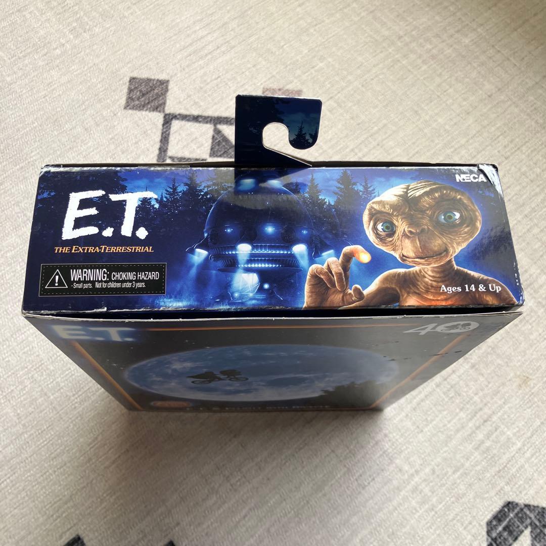 E.T. & Elliott with Bicycle フィギュア 40周年記念