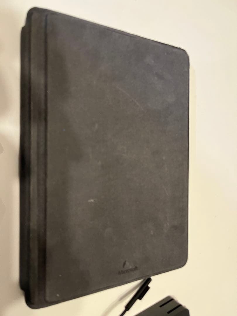 Microsoft Surface Go メモリ:8GB SSD:128GB