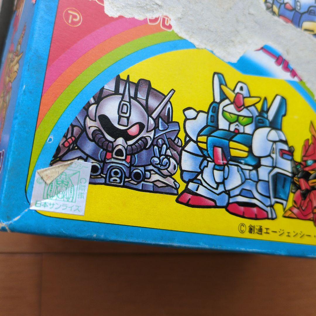 ガンダム　めんこ　レトロ　箱入り　大きい　60枚