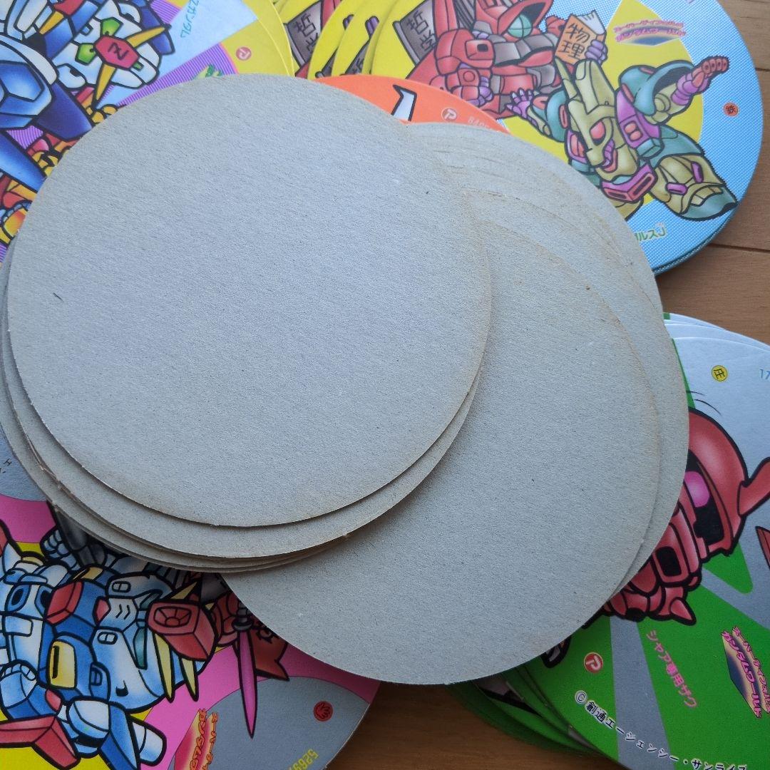 ガンダム　めんこ　レトロ　箱入り　大きい　60枚