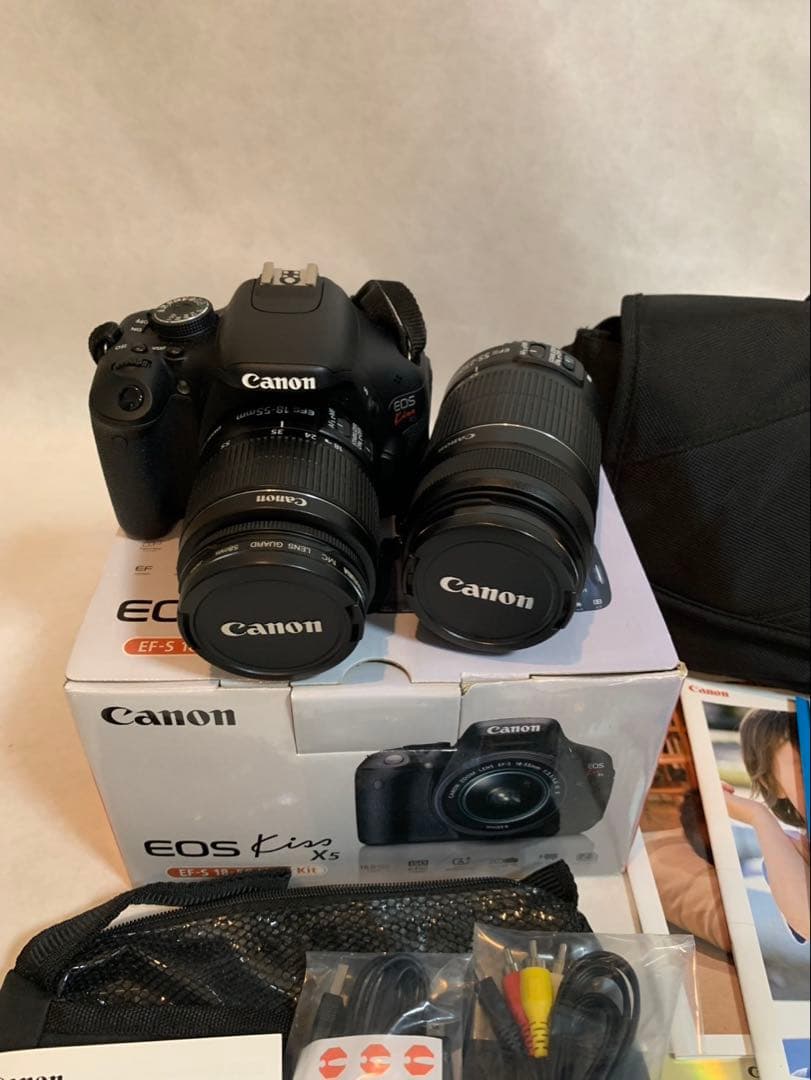 デジタルカメラ Canon EOS Kiss X5 EF-S 18-55 55-250