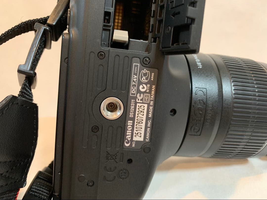 デジタルカメラ Canon EOS Kiss X5 EF-S 18-55 55-250