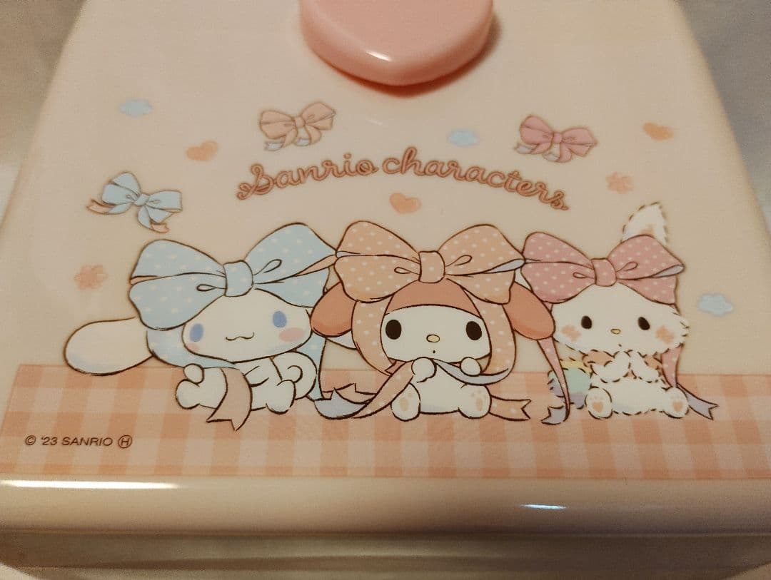 サンリオキャラクター 小物入れ　救急箱