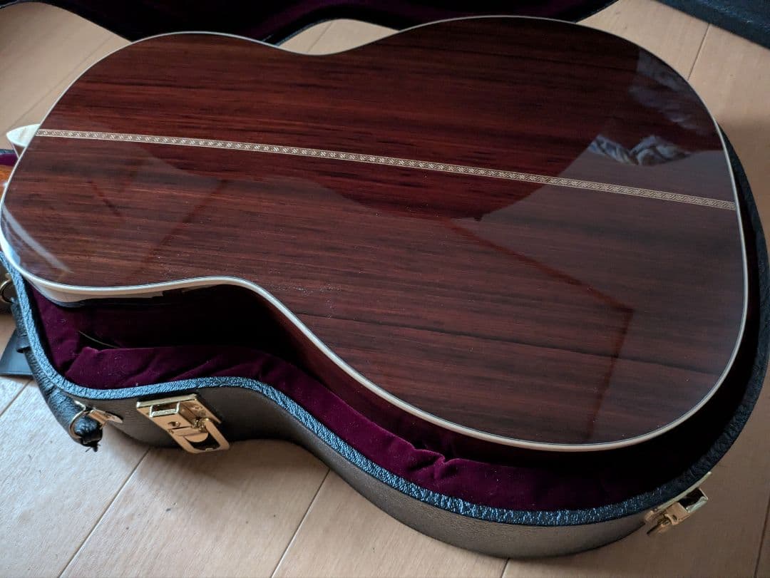 Martin 0012-28 Modern Deluxe 　貴重　保証期間内