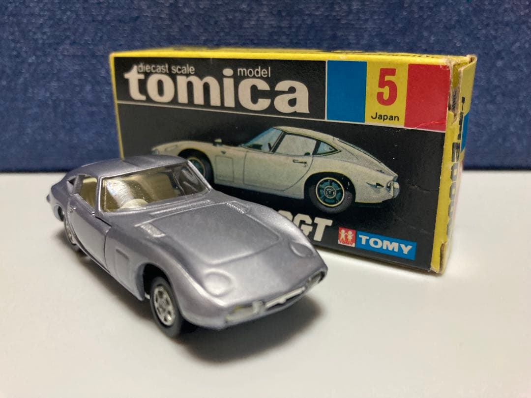 トミカ　黒箱　日本製　トヨタ　2000GT