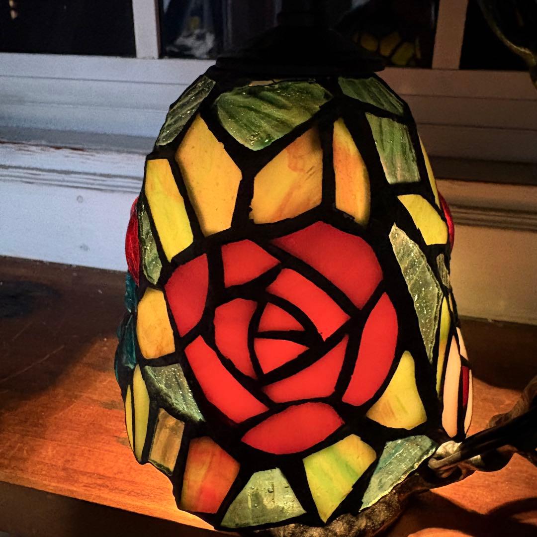 ブルー系　バラ　ステンドランプ　卓上ライト　薔薇　ナイトランプLED付き　ガラス