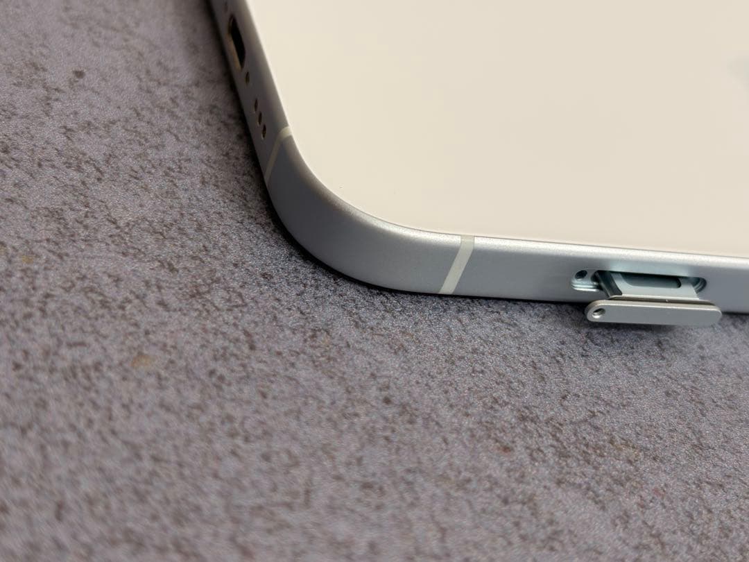 【値下げ中】iPhone15本体256G blue 水色バッテリー90%