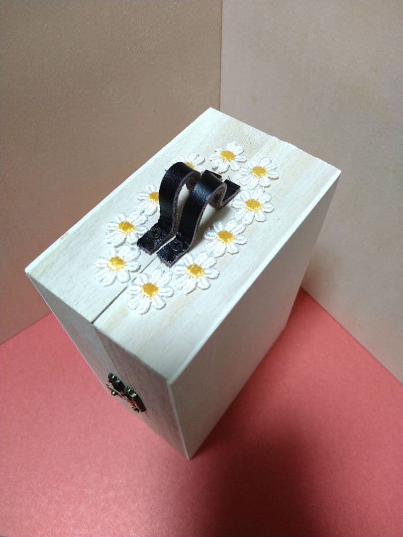 緑目ネコちゃんセット　ミニチュア　ぬいぐるみ　ドールハウス　小さい人形