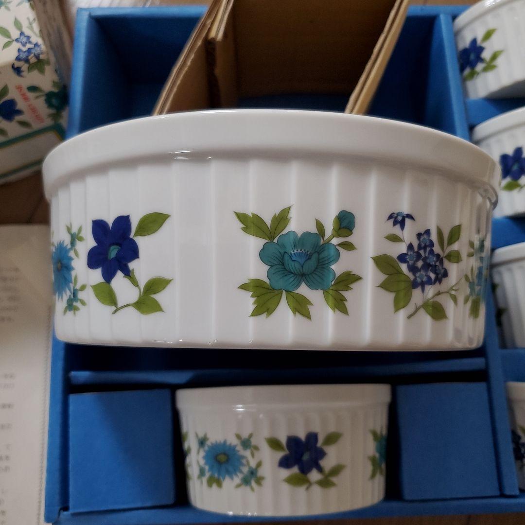 新品　希少　昭和レトロ キッチンハウス 花　キャセロール　スフレ皿 セット　レア