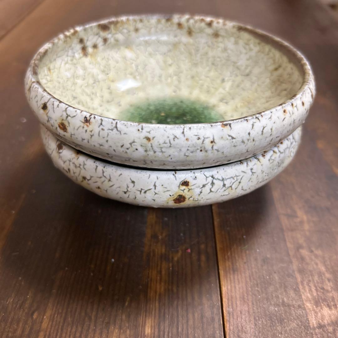 作家　陶芸作家　4.5寸鉢　２つ　ビードロ粉引き