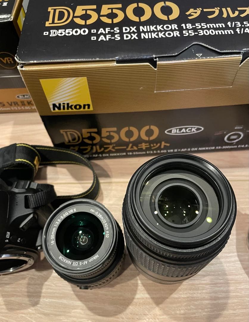 使用回数少な目！美品⭐︎Nikon D5500 ダブルズームキット