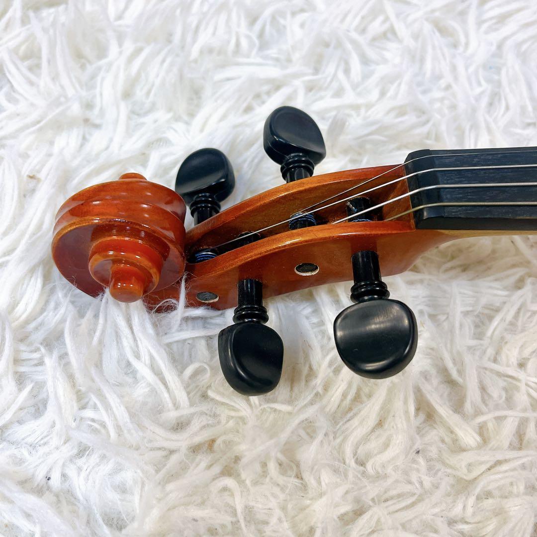 人気サイズの4/4 スズキバイオリン4/4 品番200 弓ケ―ス