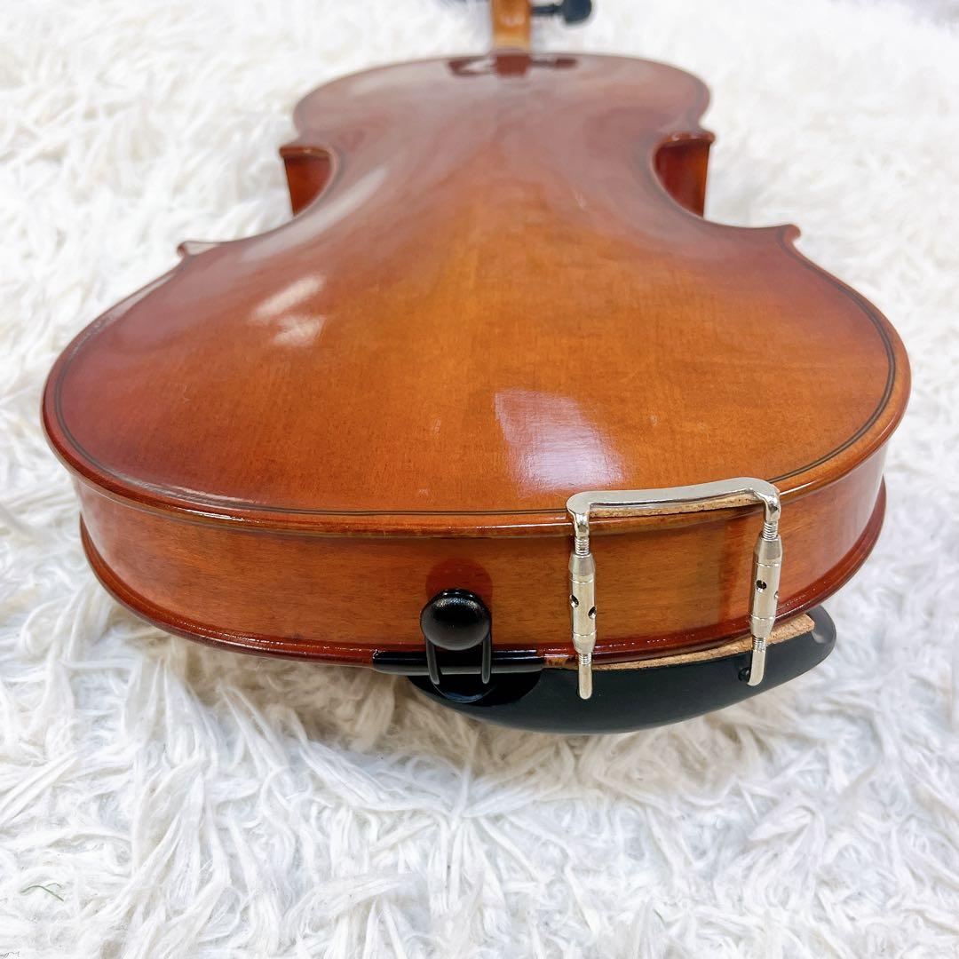 人気サイズの4/4 スズキバイオリン4/4 品番200 弓ケ―ス