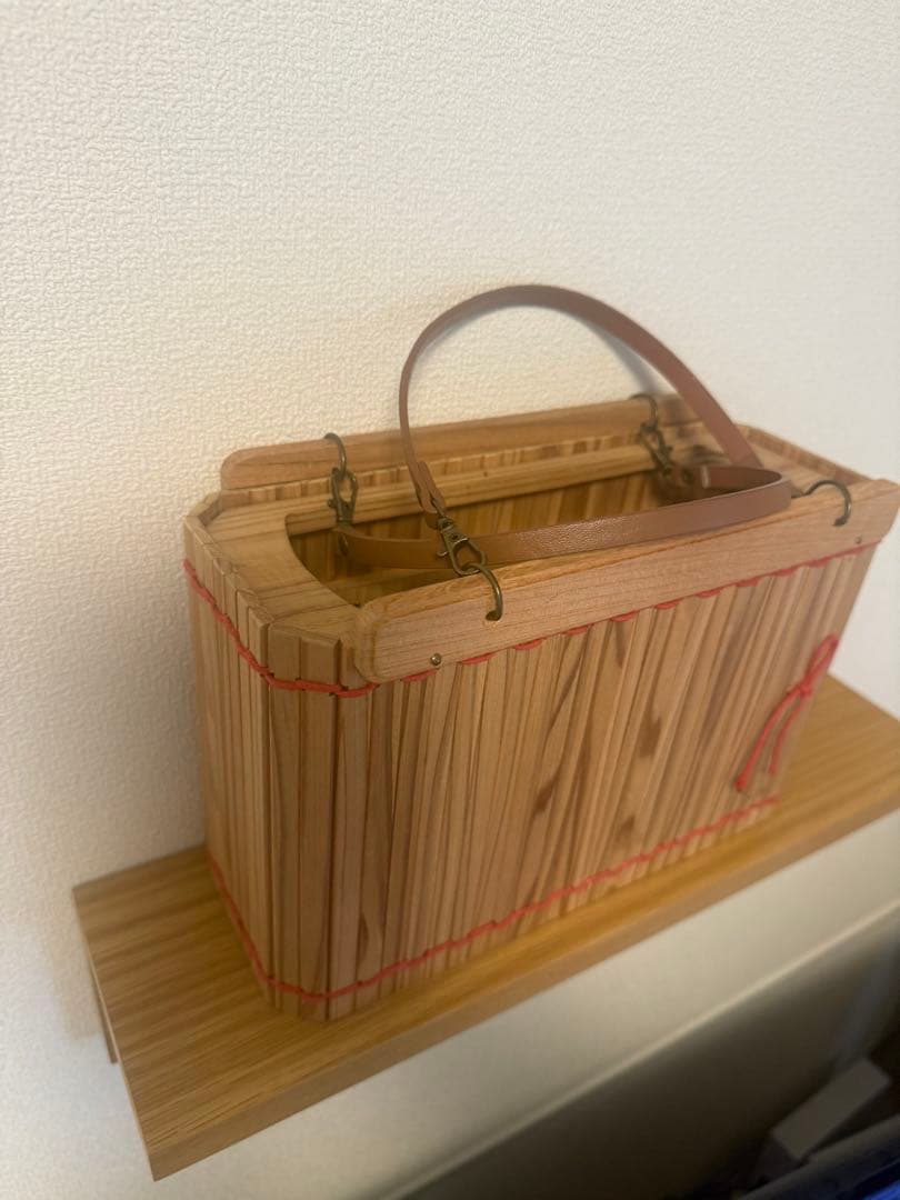 組子細工の木製かごバッグ