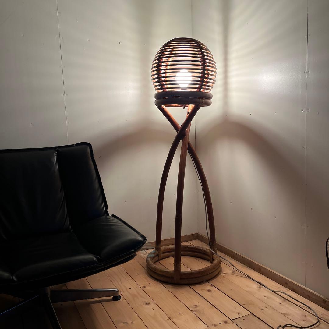 古家具 ビンテージ品◾️籐ラタンフレーム 間接照明 フロアライト/ フロアスタンド