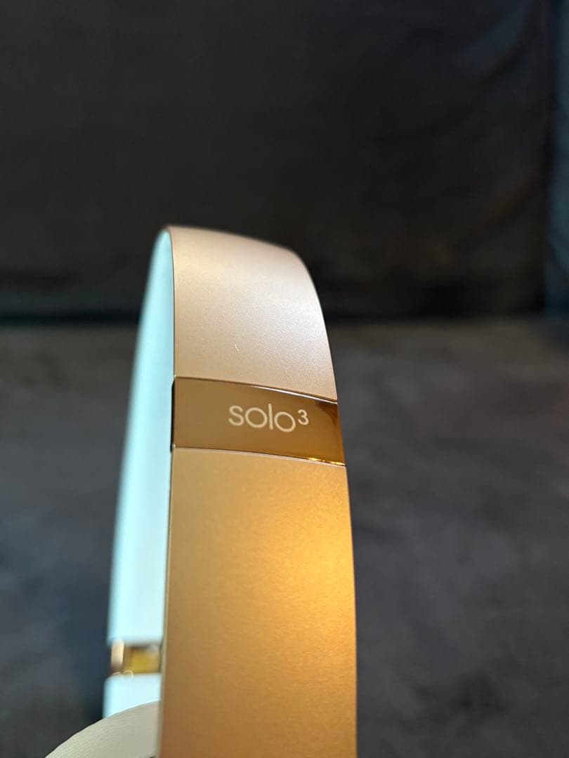 トモキbeats solo3 wireless ゴールド