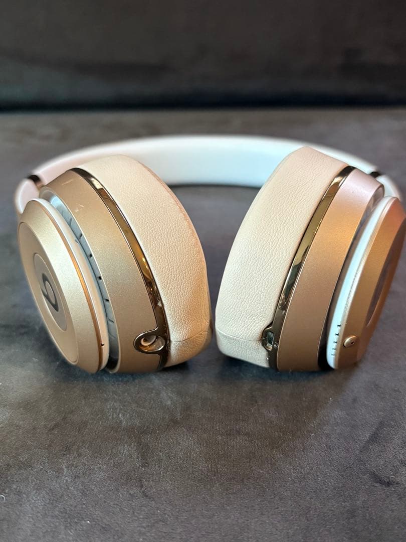 トモキbeats solo3 wireless ゴールド