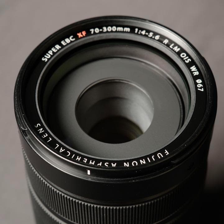 【中古美品】 XF70-300mm F4-5.6 R LM OIS