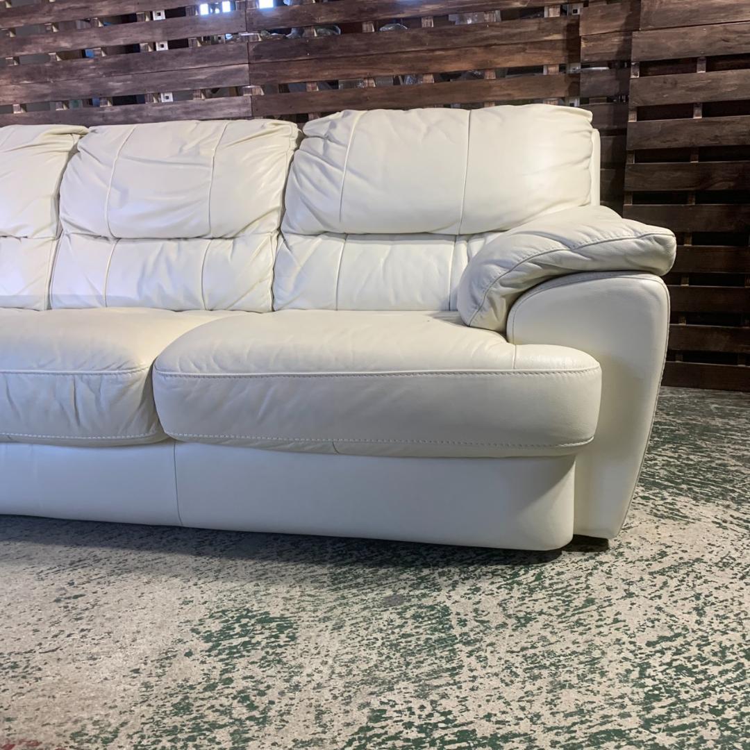 K957 レザー カウチソファ 3人掛けソファ ホワイト オットマン付