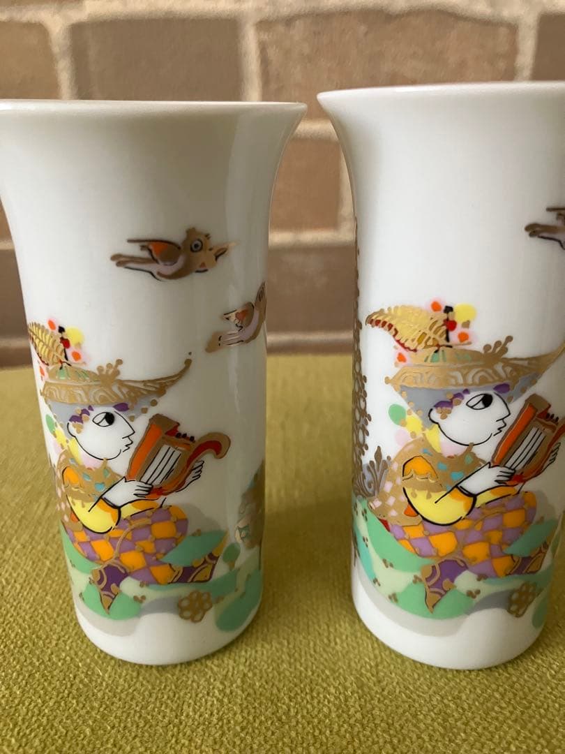 ローゼンタール　陶器製の絵柄付き皿とカップセット