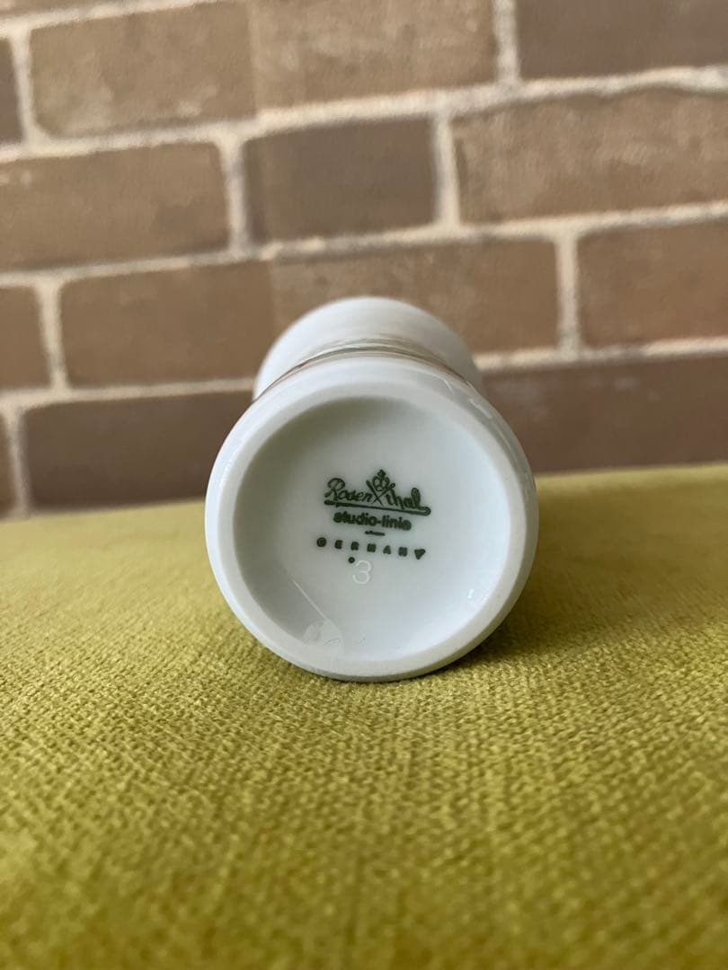 ローゼンタール　陶器製の絵柄付き皿とカップセット