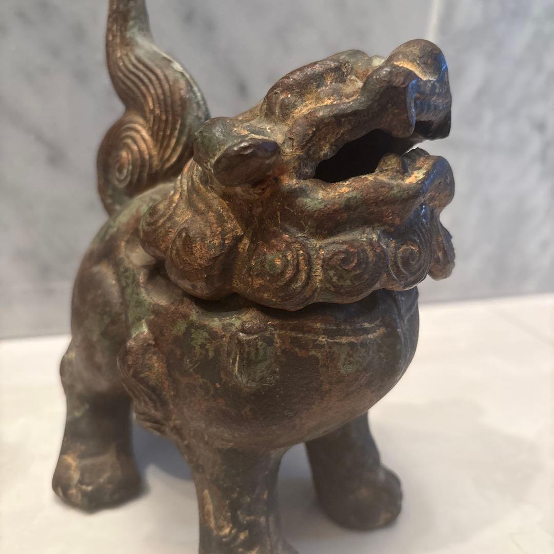 ひみ様アンティーク可愛らしくも威厳のある唐獅子の芸術的な彫刻造形の香炉とライオン