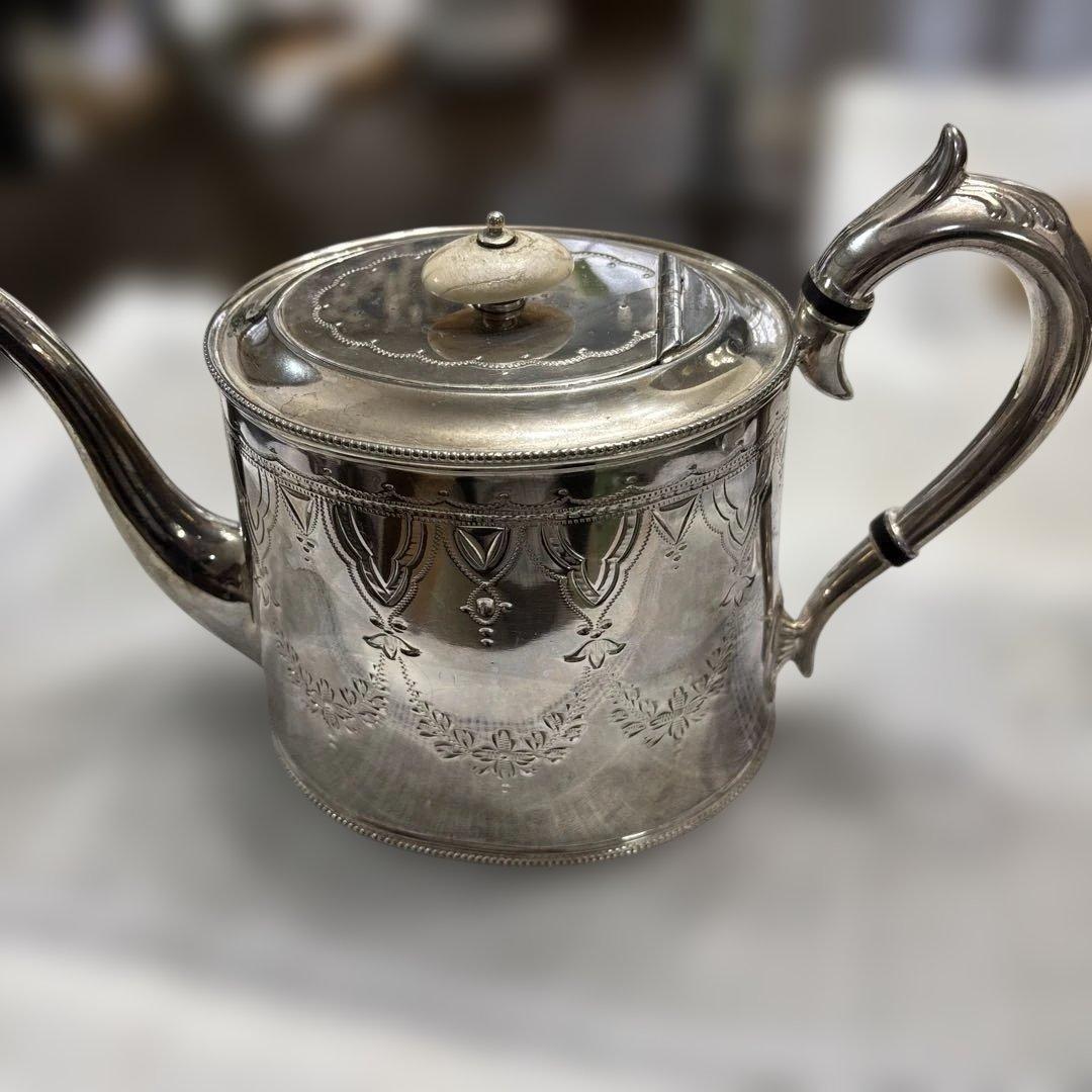 イギリス製　アンティーク　シルバーポットティーセット　トレイ　おまけ付き