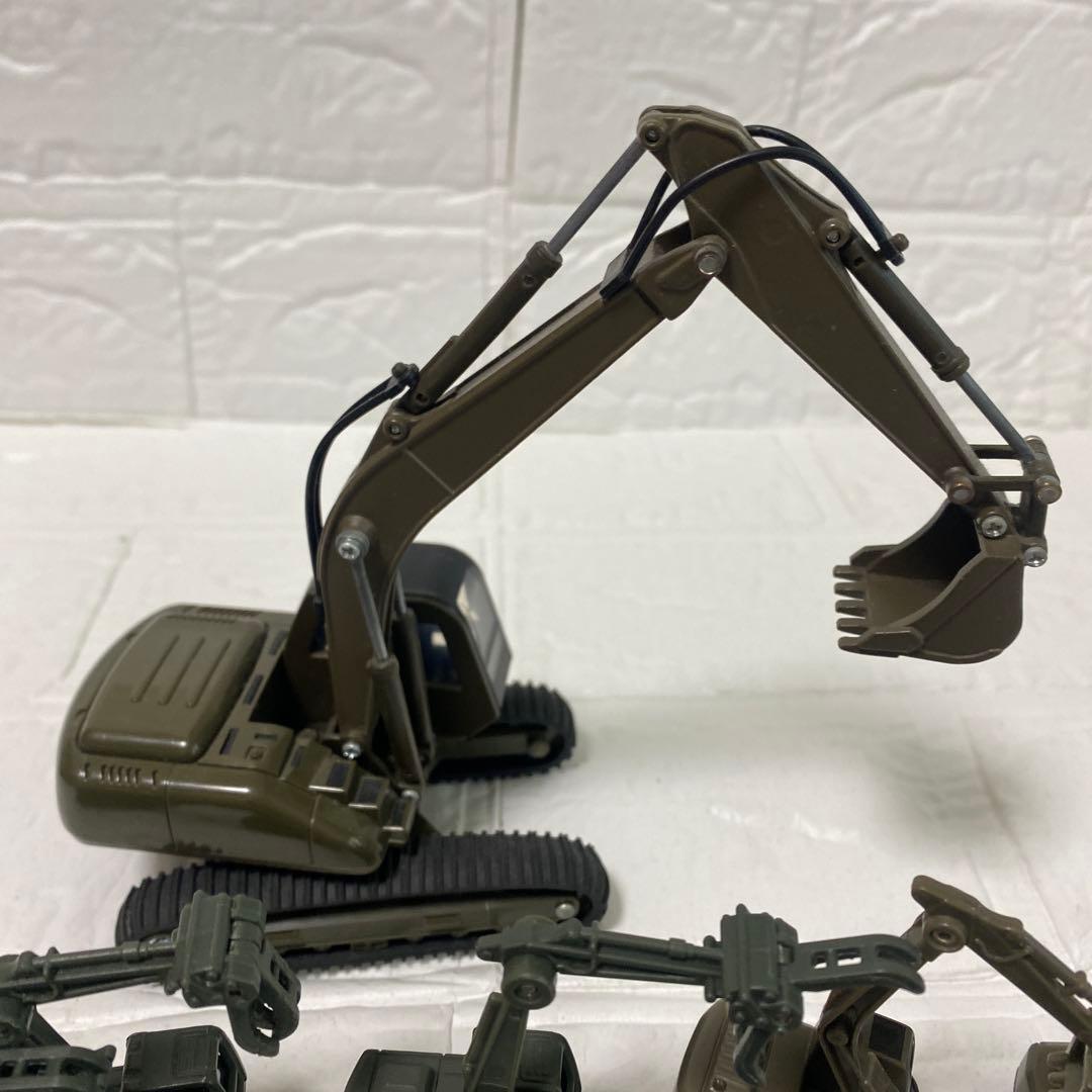 【希少／廃盤】自衛隊車両　トミカ　ショベル　ブルドーザー　戦車　救急車