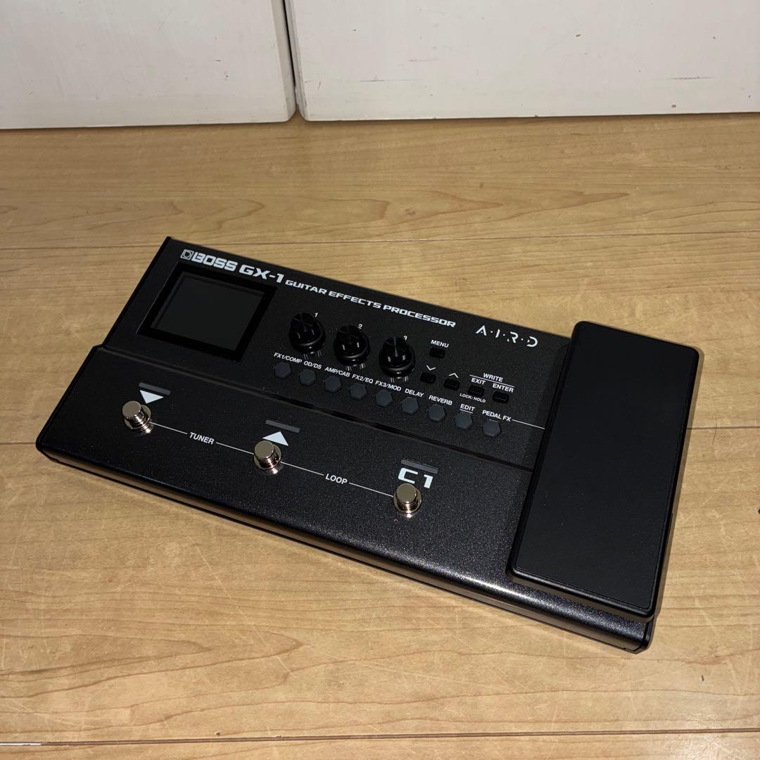 ほぼ新品！　BOSS GX-1 マルチエフェクター
