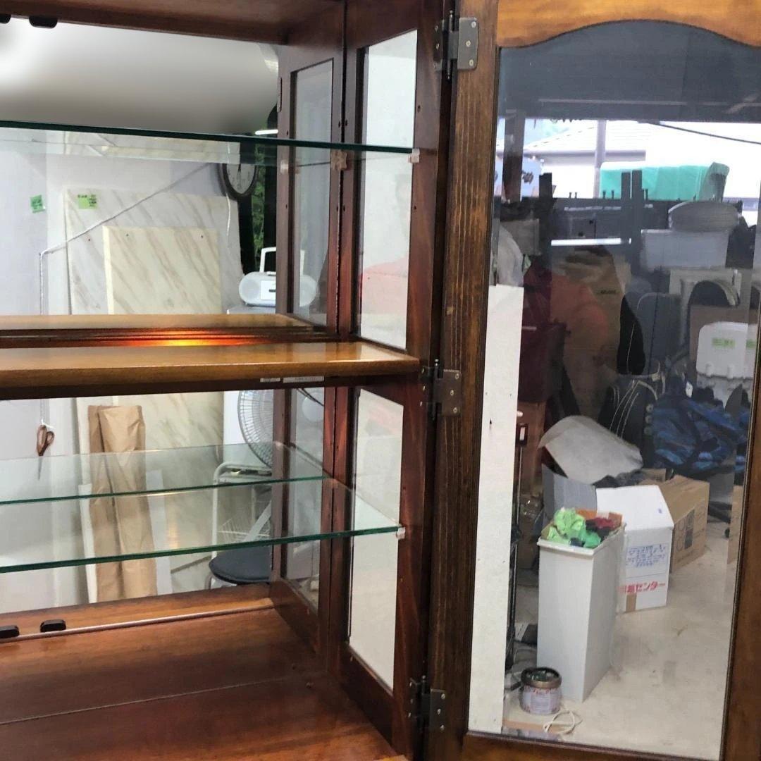 送料無料【希少3面ガラス採光】カリモク 飾り棚 コレクションボード 250709