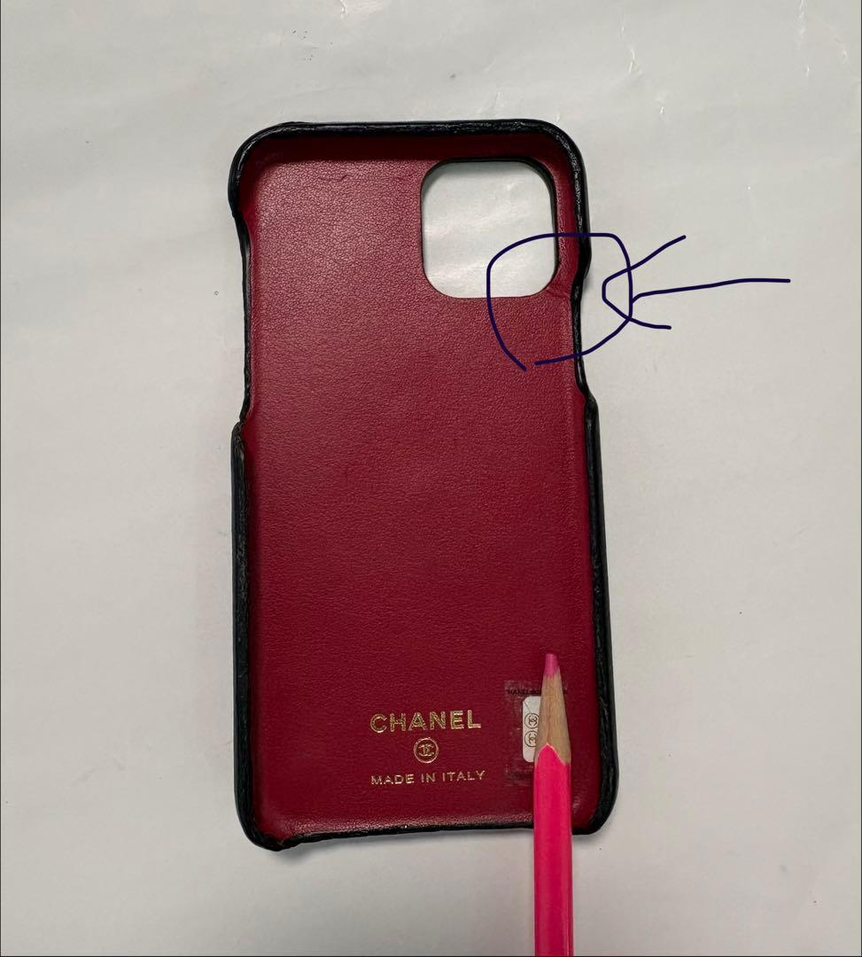 CHANEL ブラックレザー iPhone11pro ケース