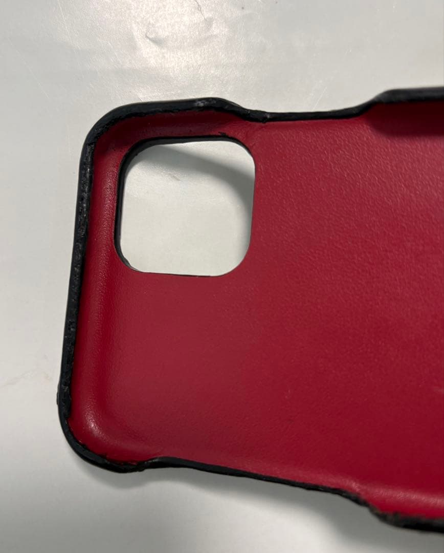 CHANEL ブラックレザー iPhone11pro ケース